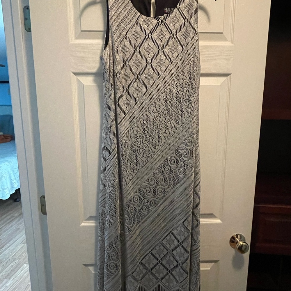 Elegant Black and White Patterned Dress